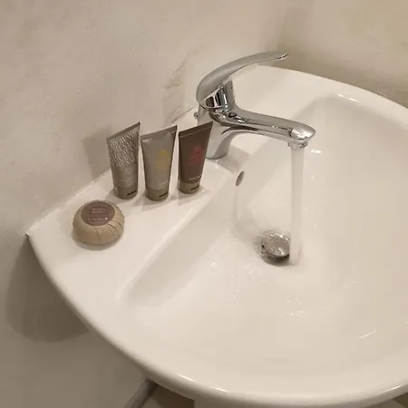 - Self Check-in Πανσιόν Μπέργκαμο